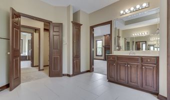 20 Forrests Edge Ct, Indianapolis, IN 46227