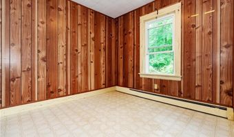3442 Flat River Rd, Coventry, RI 02816