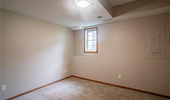 13320 Cedar Ave, Apple Valley, MN 55124