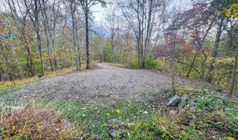 6559 Poston Rd, Athens, OH 45701