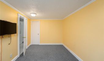 1737 Wampanoag Trl, Barrington, RI 02806