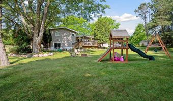 5480 Blue Heron Dr, Alma, MI 48801