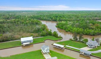 9406 Amberjack Ln, Abbeville, LA 70510