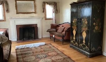 111 Aster St, Warwick, RI 02888