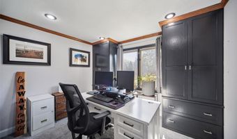 34089 Mill Creek Dr, Adel, IA 50003