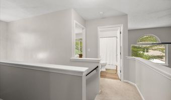 661 Abbey Mill Dr SE 41, Ada, MI 49301