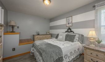 312 Apple Ridge Dr, Apple Creek, OH 44606
