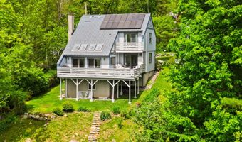 30 Woodcrest Ter, Amawalk, NY 10501