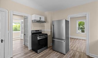 62 Fenner Ave, East Providence, RI 02915