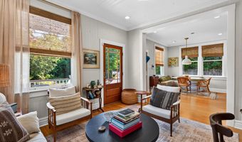 241 Washington St, Bay St. Louis, MS 39520