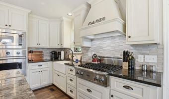 89 SUMMER PLACE Ln, Arley, AL 35541