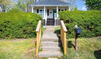702 13th St, Altavista, VA 24517
