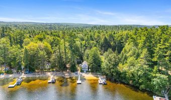 301 PRIDE FARM Rd, Falmouth, ME 04105