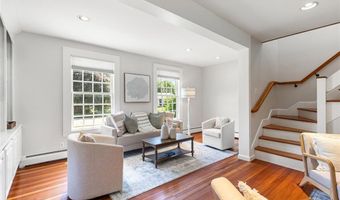 85 Highland Ave, Barrington, RI 02806