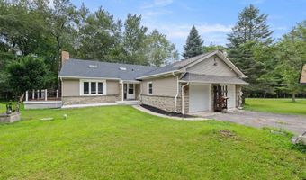 11 Potomac Ln, Albrightsville, PA 18210