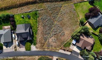 536 SNAKE RIVER Dr, Alpine, WY 83128