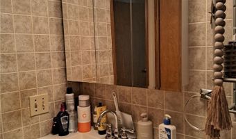 7 Westwoods, Amherst, OH 44001
