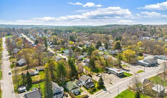 157 Riverside Dr, Augusta, ME 04330