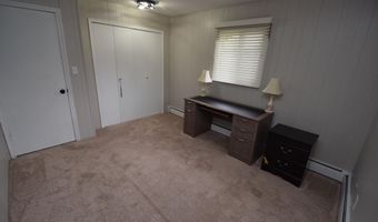 9640 Shady Ln, Algonac, MI 48001