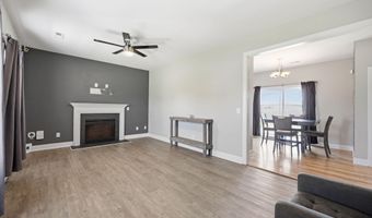 4400 Bristlecone Dr, Ayden, NC 28513