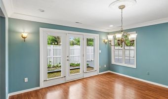 838 Lynnhaven Ln, Akron, OH 44313