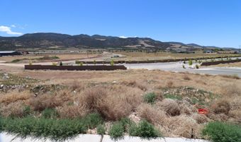 5268 N Pinnacle Dr, Enoch, UT 84721
