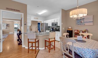 64 Symphony Ave, Bayville, NJ 08721