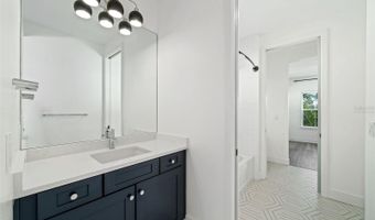 1414 W NEW HAMPSHIRE St, Orlando, FL 32804