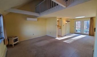 32 Cortland Cir, Bangor, ME 04401