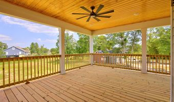 10113 Bald Eagle Dr, Biloxi, MS 39532