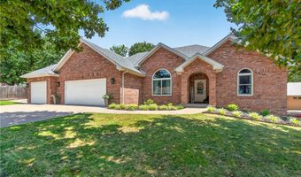 3 Ettington Dr, Bella Vista, AR 72714