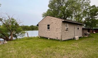 114 Lakota Is, Big Stone City, SD 57216