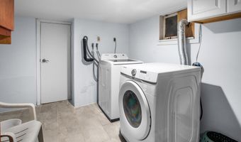 369 Park St, Bridgeport, CT 06606