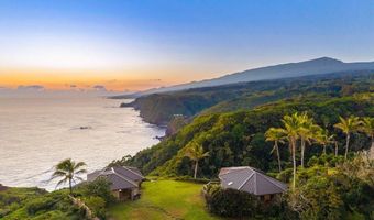 180 Door Of Faith Rd, Haiku, HI 96708