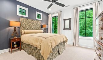 900 DAKOTA Dr, Auburn, AL 36830