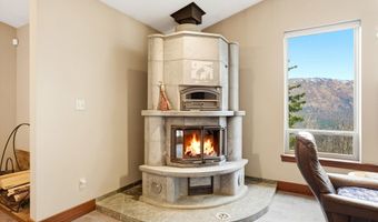 34683 Eklutna Lake Rd, Chugiak, AK 99567