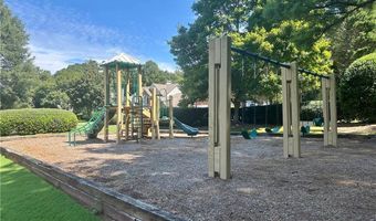 1310 Windhaven Dr, Alpharetta, GA 30005