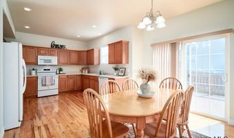 4925 TOPAZ Dr, Cheyenne, WY 82009