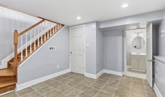 608 HARWOOD Ave, Baltimore, MD 21212