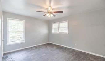 2133 Briarwood St, Abilene, TX 79603