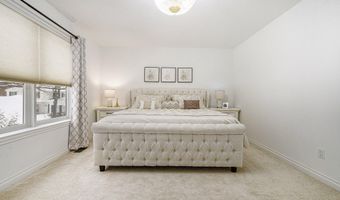 1360 Fairlane Dr, Ann Arbor, MI 48104