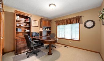 6575 Robin Hood Dr, Indianapolis, IN 46227