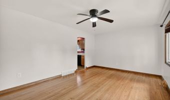 123 16th St, Ames, IA 50010