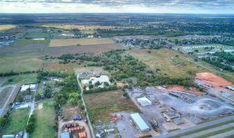 3918 S 4th St, Chickasha, OK 73018