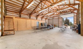 17 N 7th St, Almira, WA 99103