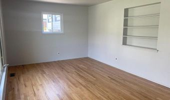 2160 Georgetown Blvd, Ann Arbor, MI 48105