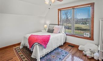 186 Pipers Creek Trl, Ararat, NC 27007