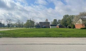 2 Edgewood Dr, Arcanum, OH 45304