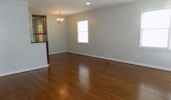 138 S ABINGDON St, Arlington, VA 22204