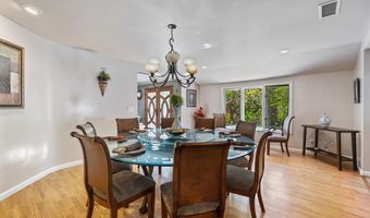 10880 Hess Dr, La Mesa, CA 91941